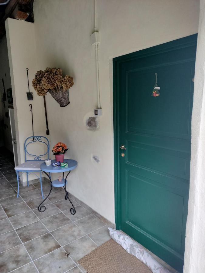 Casa Relax Immersa Nel Verde Della Natura Casalborgone Exterior foto