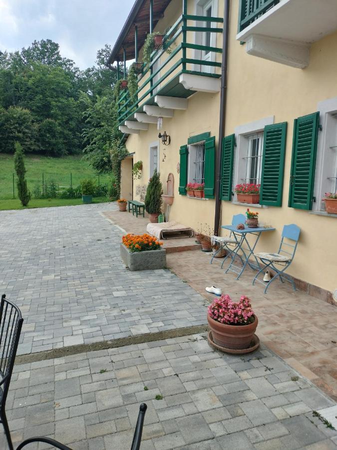 Casa Relax Immersa Nel Verde Della Natura Casalborgone Exterior foto