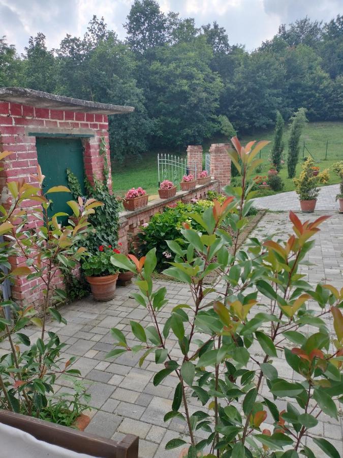 Casa Relax Immersa Nel Verde Della Natura Casalborgone Exterior foto