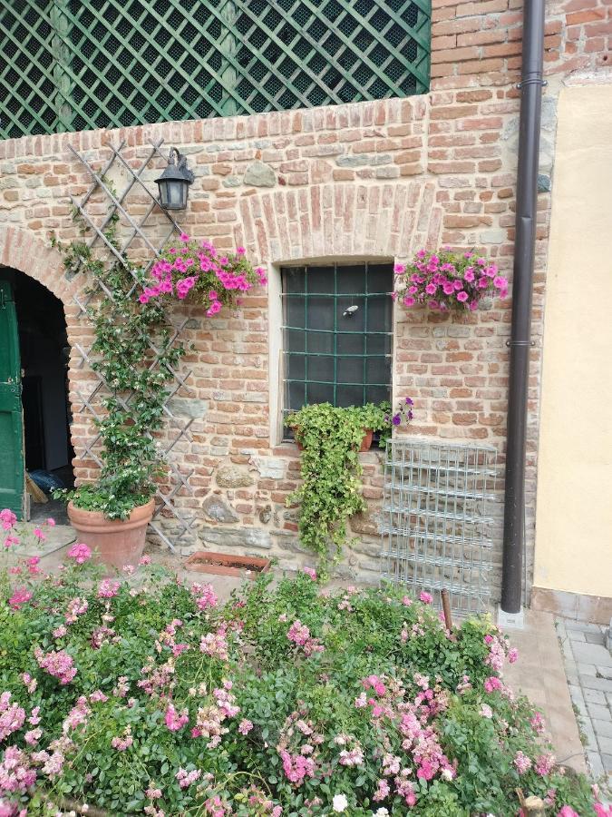 Casa Relax Immersa Nel Verde Della Natura Casalborgone Exterior foto