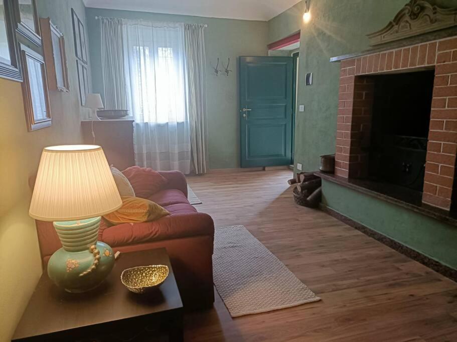 Casa Relax Immersa Nel Verde Della Natura Casalborgone Exterior foto